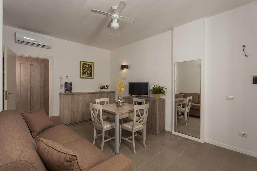 Residence Perla Rimini Luaran gambar
