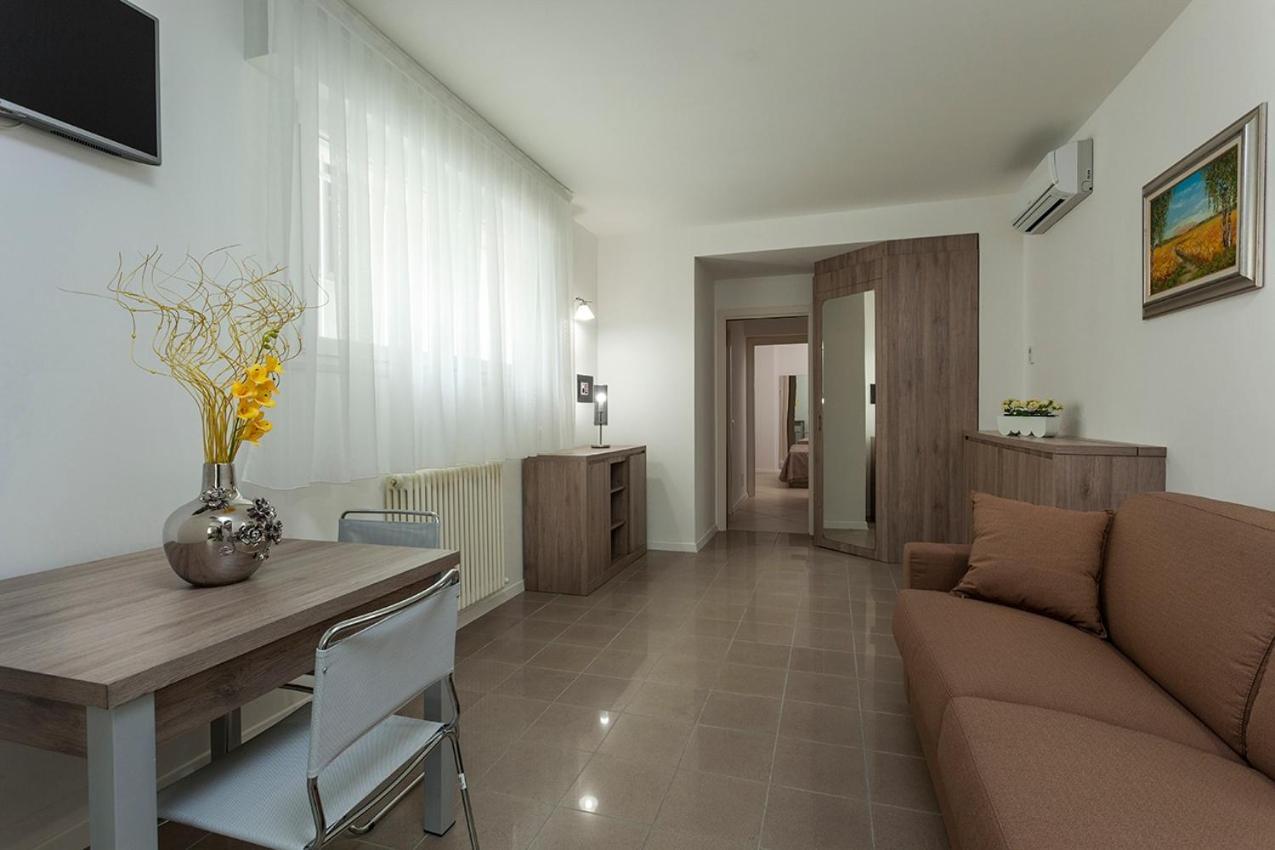 Residence Perla Rimini Luaran gambar
